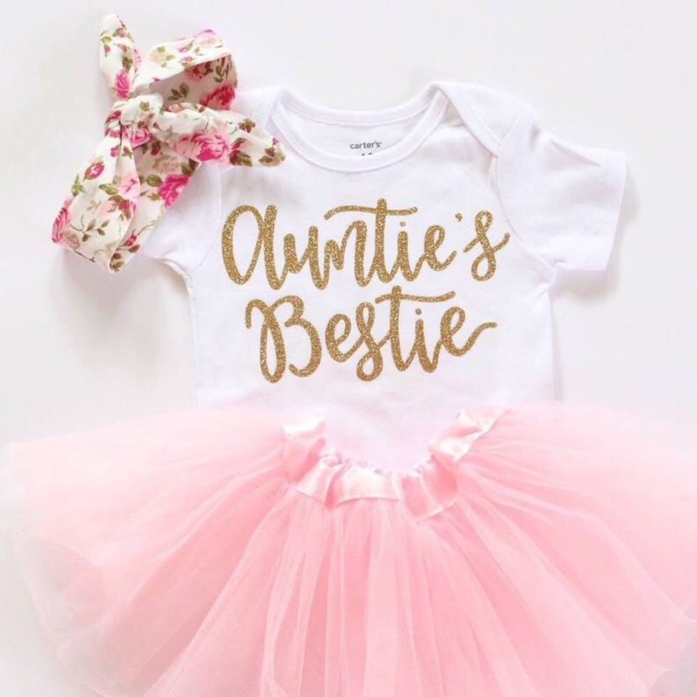 “Auntie’s Bestie” Infant Set🌸